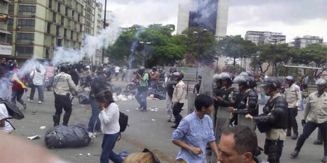 Detienen a 2 personas en Chacao