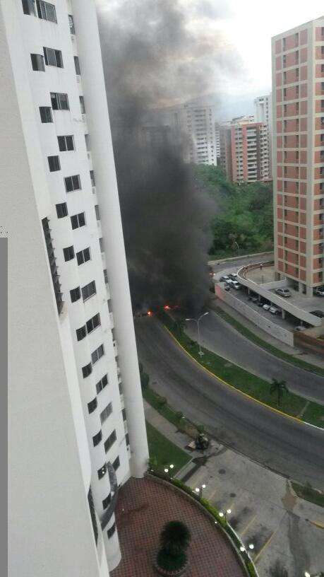 Calles de Valencia trancadas por barricadas este #26M (Fotos)