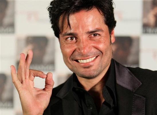 Chayanne presentó a su sexy hijo y desató euforia en Instagram