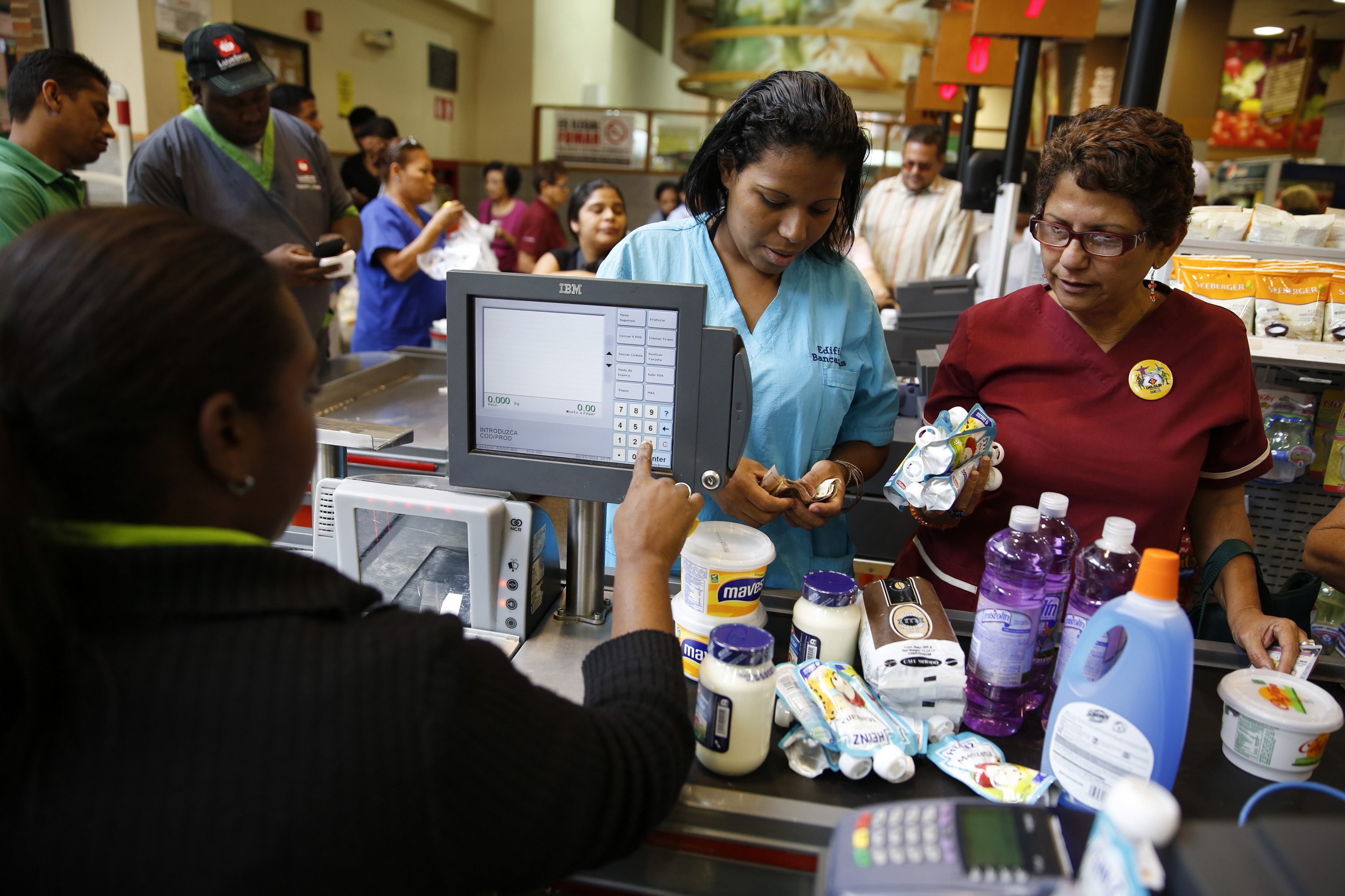 Consumidores rechazan sistema de cazahuellas