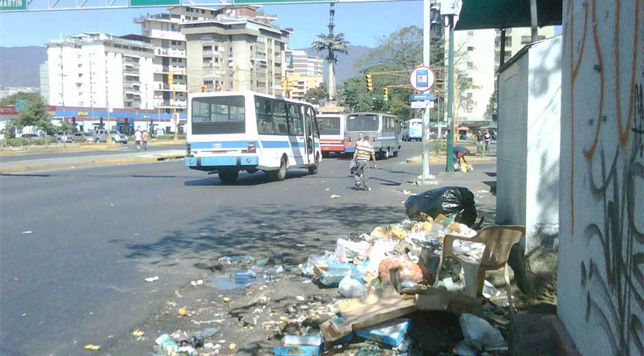 Introducen recurso de amparo para que recojan la basura en Libertador