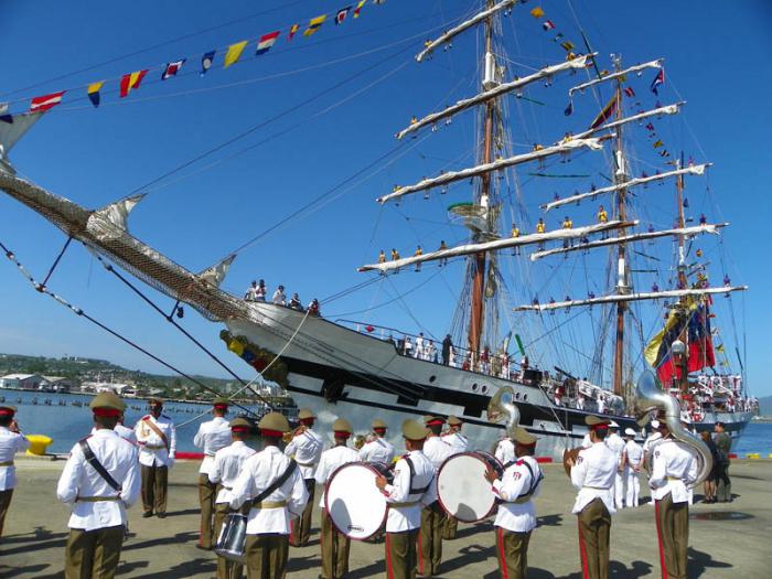 Buque escuela de la Armada de Venezuela visita Cuba