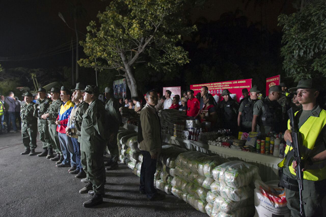 Incautan 63 mil litros de gasolina y 10 toneladas de alimentos en Zulia