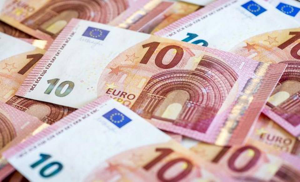 Ocho años de cárcel por fabricar 10 millones de euros en billetes falsos
