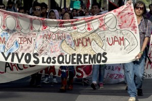 Búsqueda de estudiantes en México develan más fosas clandestinas