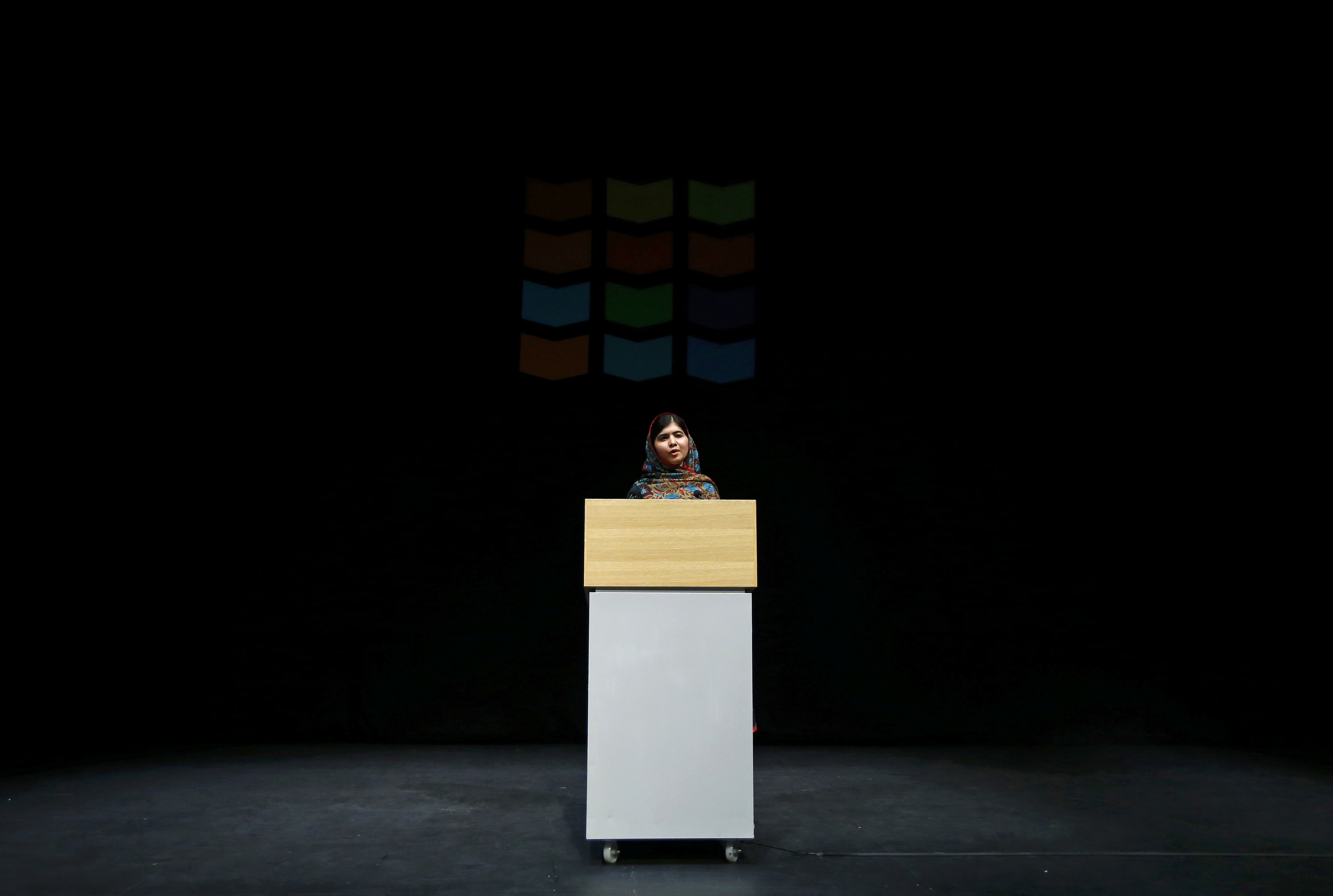 Malala estaba en la escuela de Birmingham en el momento del Nobel (Fotos)