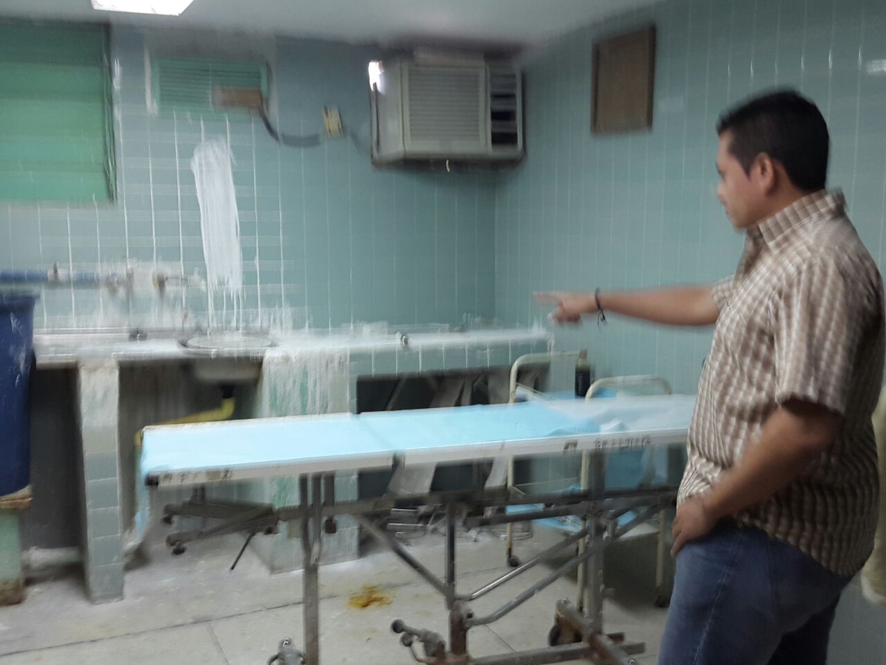 Las barreras epidemiológicas no existen en el Hospital Benítez de La Victoria (Fotos)