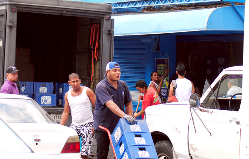 Asociación de Licoreros reporta escasez por falta de envases