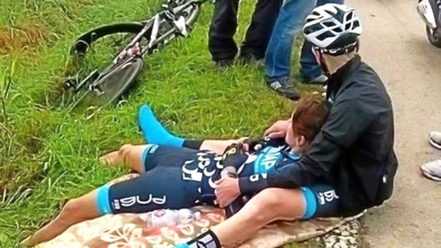 Cazador le dispara a una ciclista al confundirla con una liebre