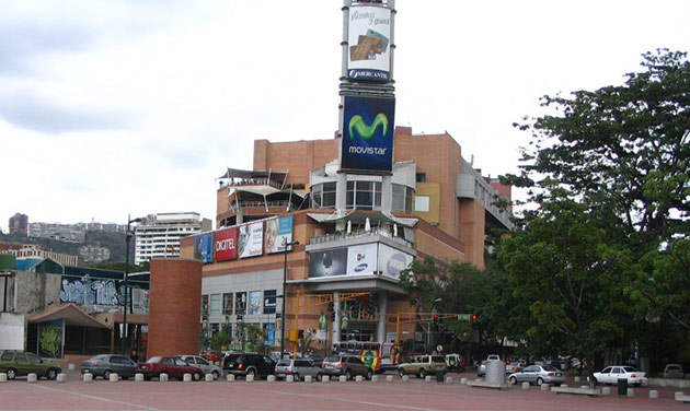 Reportaron incendio en cines del centro comercial Tolón este #30May (Video)