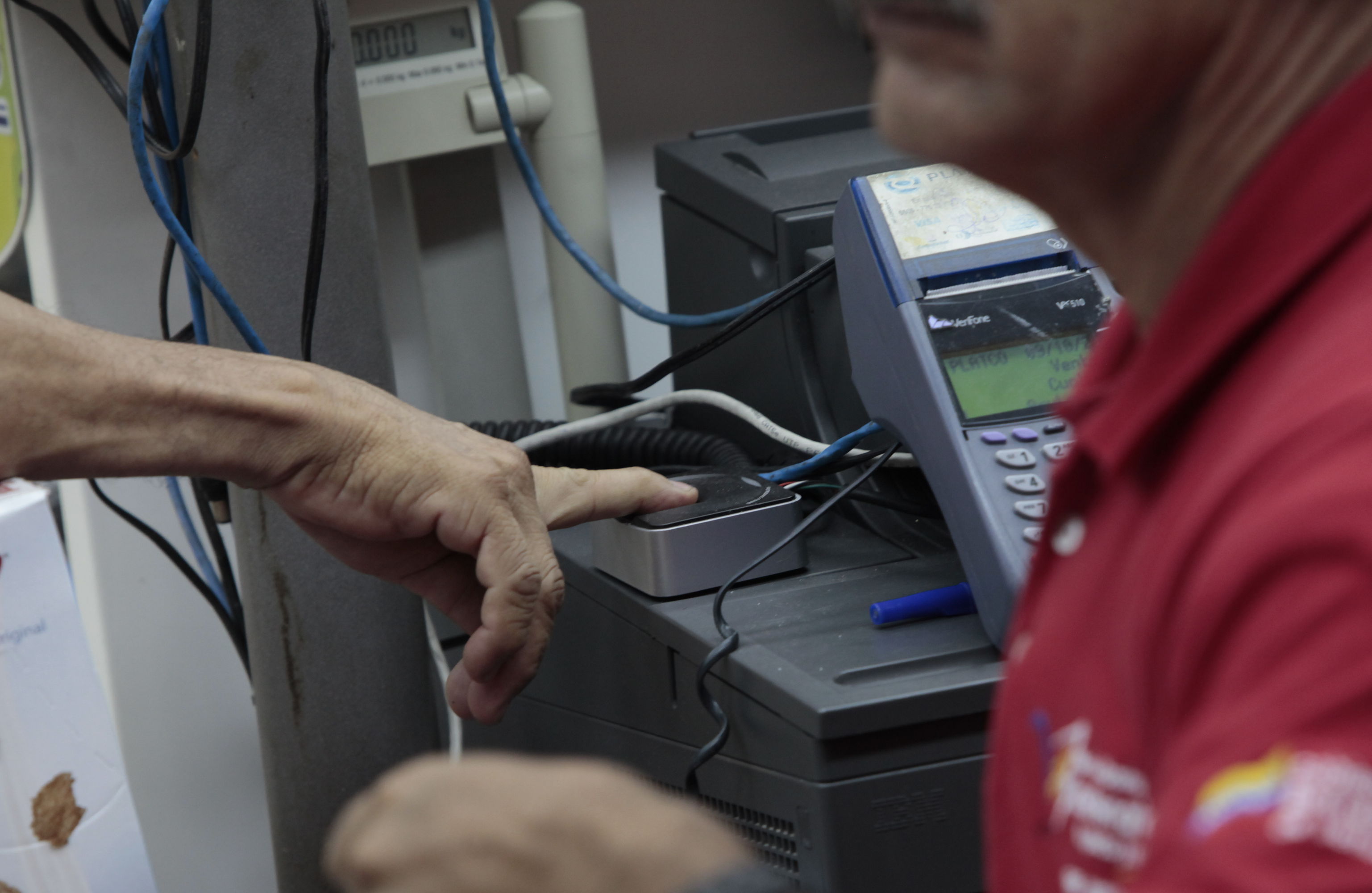 Más de un millón 400 mil personas registradas en las cazahuellas