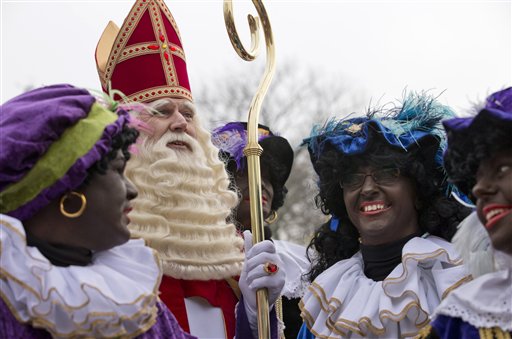 Holanda debate racismo en ayudante de Santa Claus, Pedro El Negro