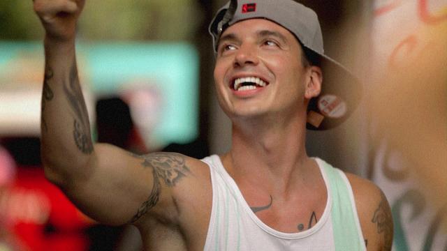 ¡Sencillito! Esto fue lo que el Niño Jesús le  trajo a J Balvin (FOTO)