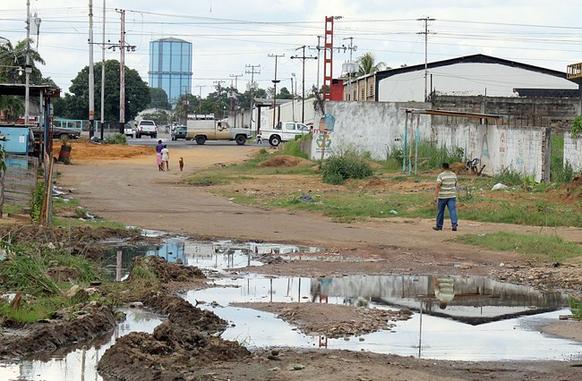 Problemas de basura, vialidad e inseguridad son el pan de cada día en Caroní