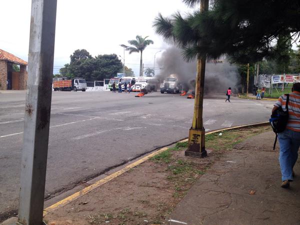 Estudiantes de la Unet en Táchira protestaron en exigencia de presupuesto justo (Fotos)