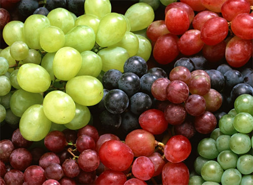 Margariteños descartan uvas para la cena de Nochevieja