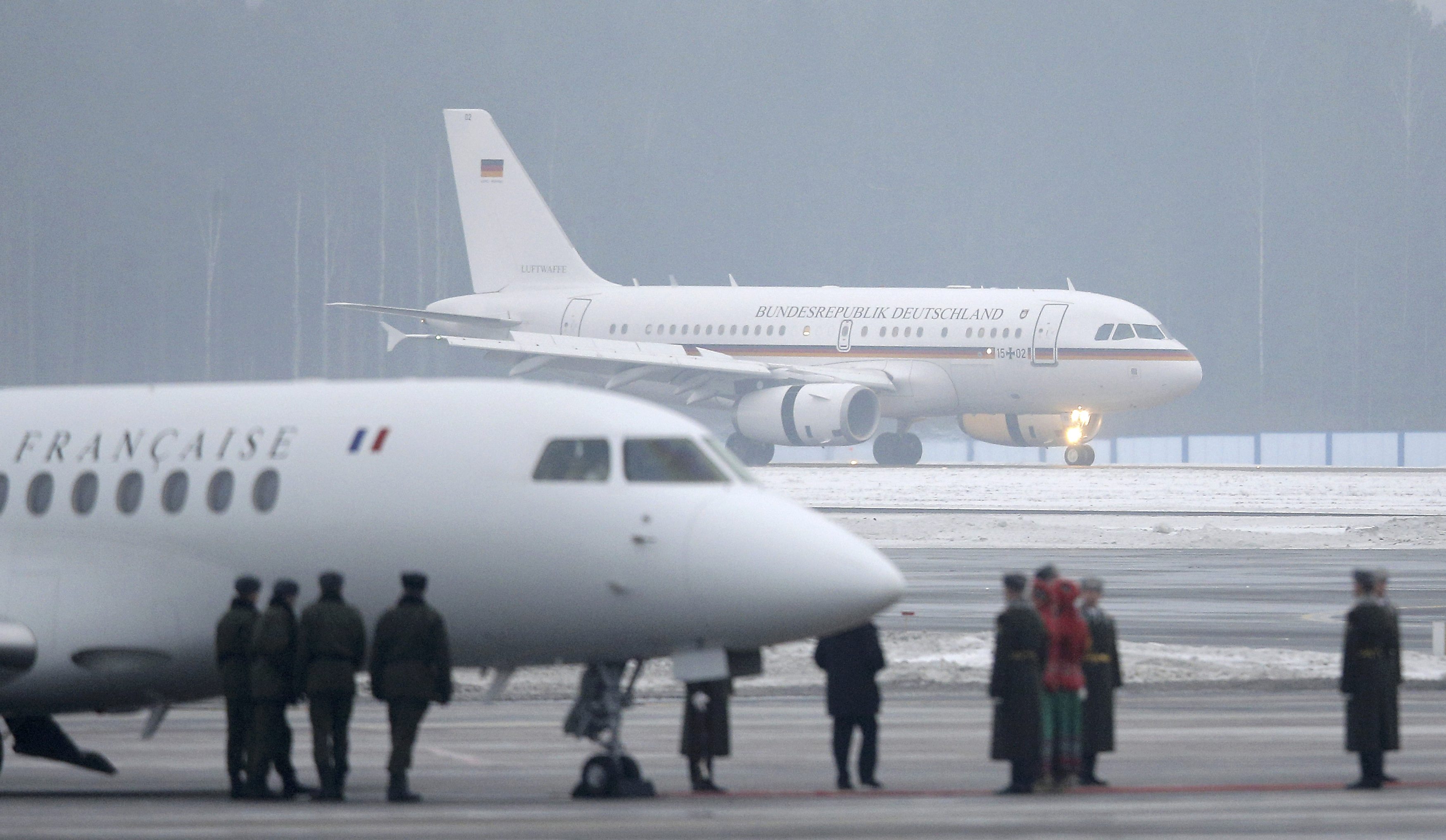 Merkel, Hollande, Putin y Poroshenko llegaron a Minsk para cumbre de Ucrania