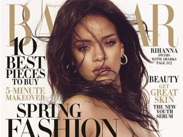 Rihanna se copia de Katy Perry y nada con un tiburón para una sesión fotográfica