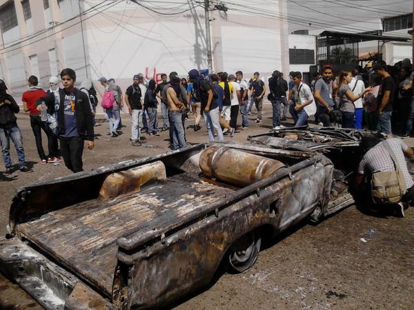 Hieren de bala a tres estudiantes en protesta en la Universidad Católica del Táchira