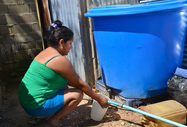 “Llenar un tanque de agua nos cuesta mil bolos”