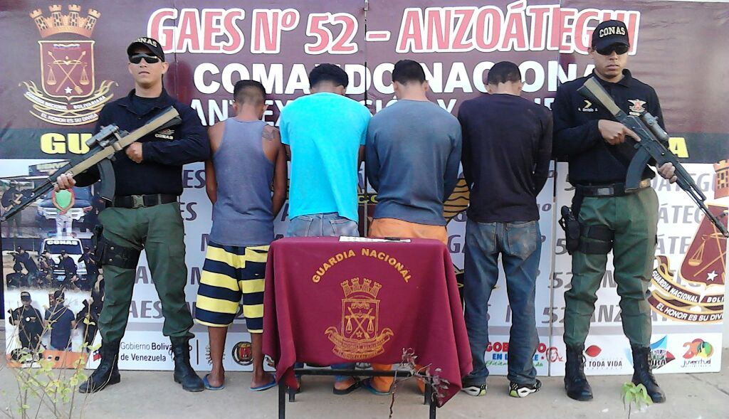 Gaes desarticuló grupo hamponil dedicado a la extorsión en Barcelona