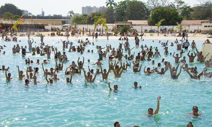 Semana Santa en Arena Parque Acuático de Lara