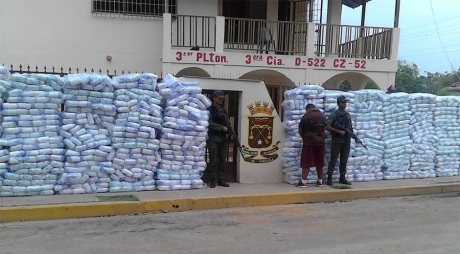 Detienen a sujeto con 1200 paquetes de pañales en su casa