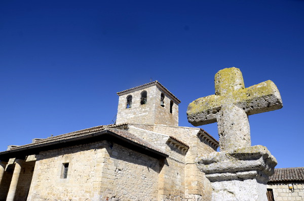 Mirando a la muerte a los ojos en el osario de Santa María de Wamba