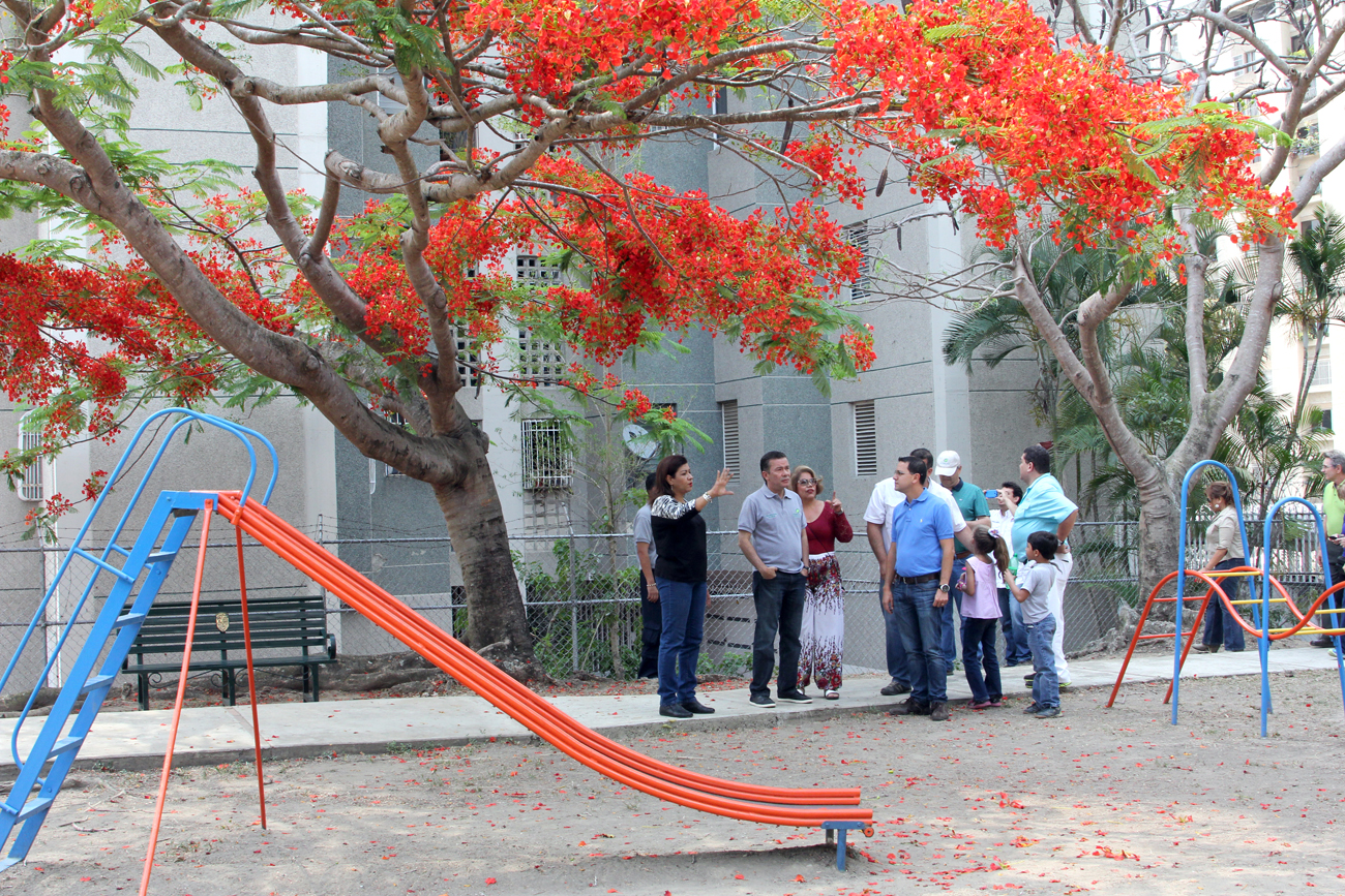 Gerardo Blyde entregó tres parques a los vecinos de Baruta (Fotos)