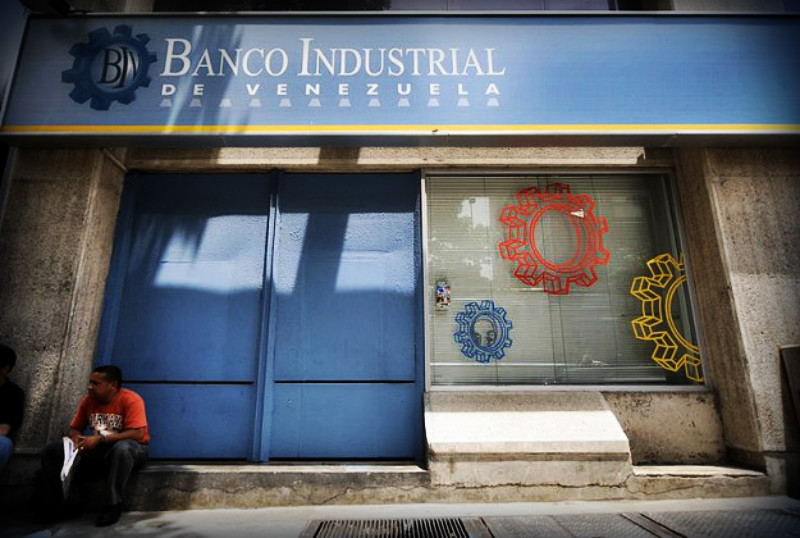 Banco Industrial continúa funcionando con normalidad