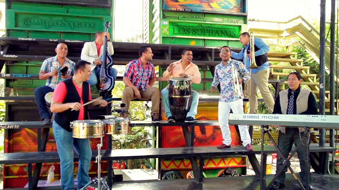 La Orquesta Los Sopranos filma video de “Mi sombrero de Yarey”