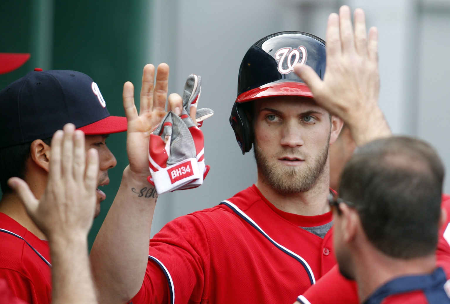 Bryce Harper bateó 3 jonrones en triunfo de Washington