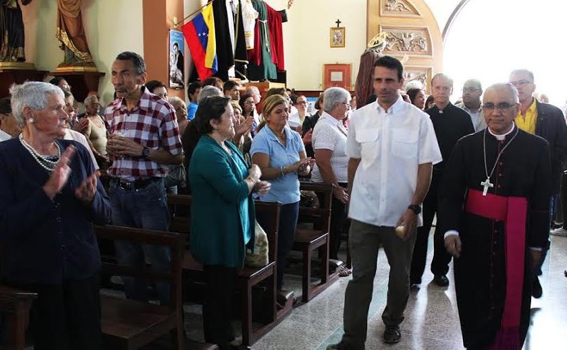 Capriles pidió por unión de los venezolanos durante misa en honor a San Antonio