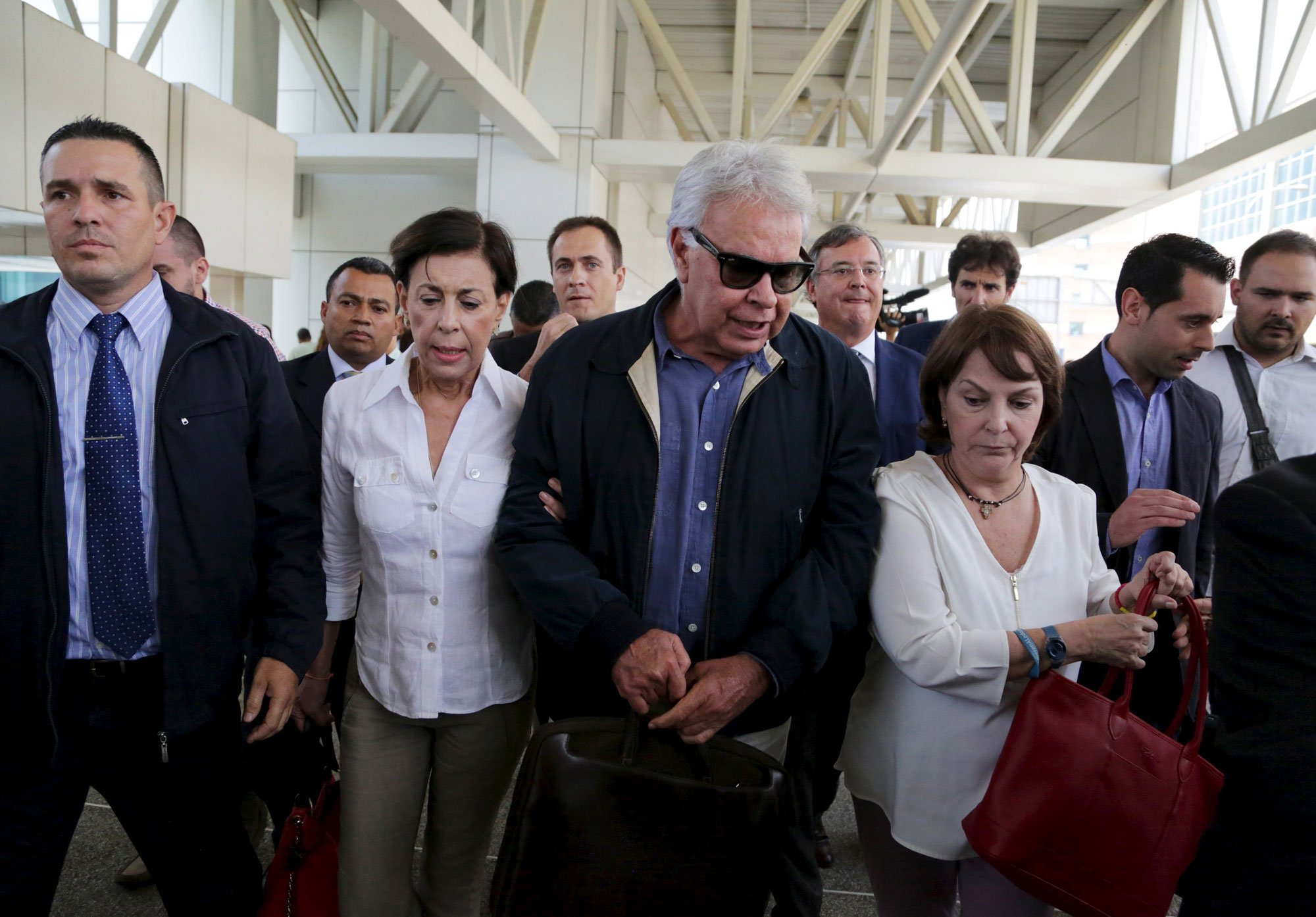 Felipe González se fue de Venezuela por no conseguir permisos para visitar a presos políticos