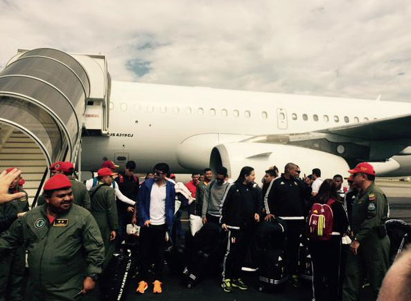 FOTOS: La Vinotinto regresa al país con la frente en alto