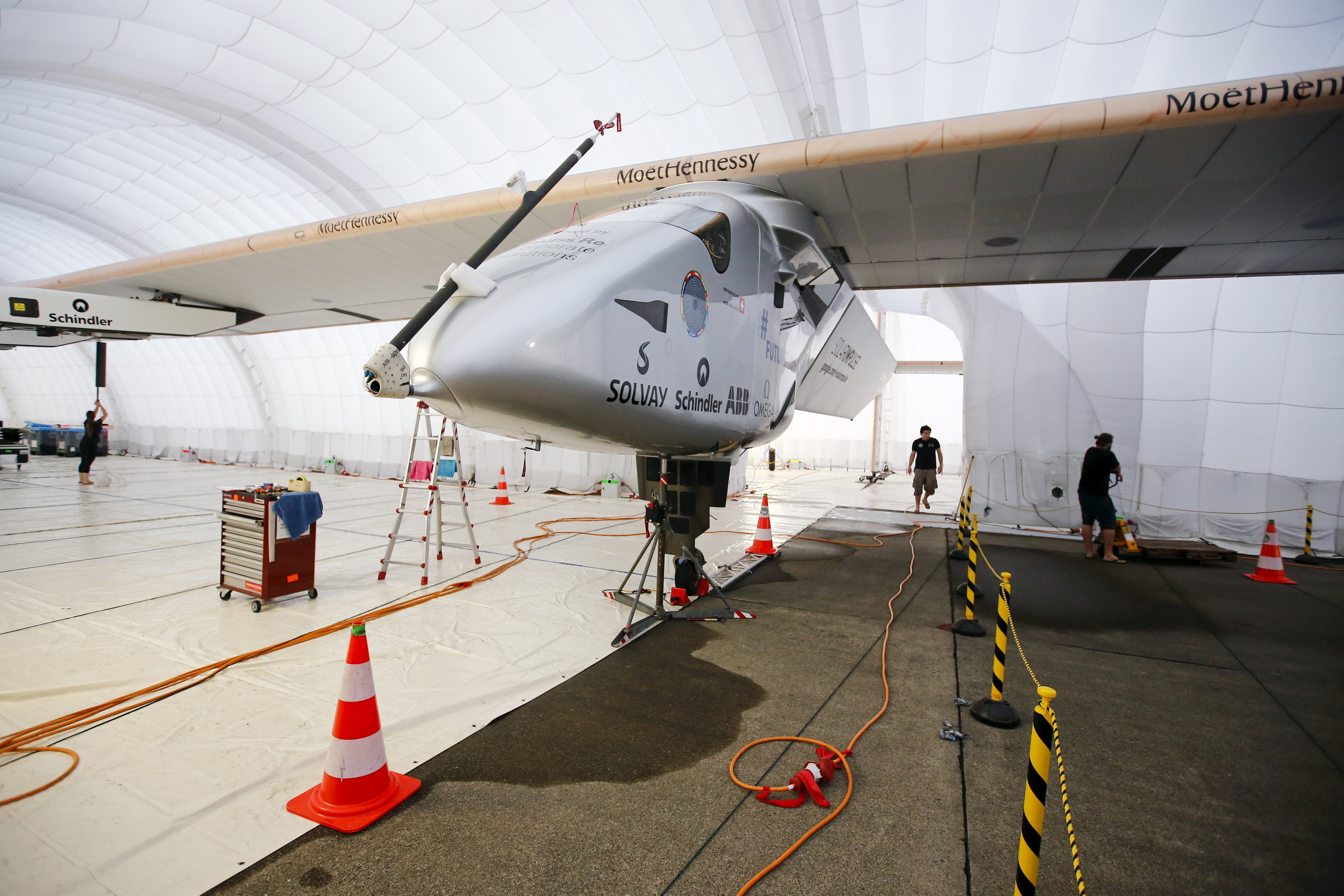 Solar Impulse 2 se acerca al fin de la última etapa de su histórica vuelta al mundo