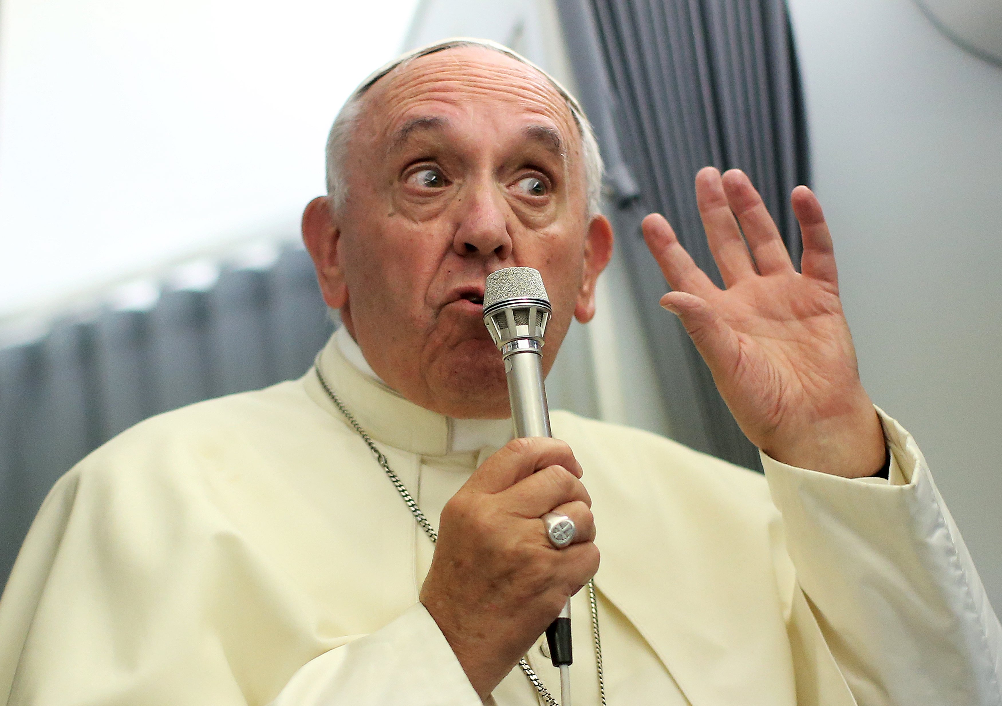 El Papa dijo que la conferencia episcopal trabaja para fomentar un poco de paz en Venezuela