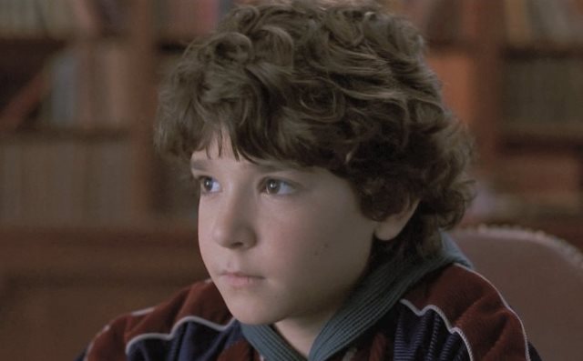 Después de 20 años así luce el niño de Jumanji (Fotos)