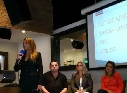 Venezolanos en Miami asistieron a Conversatorio sobre inmigración