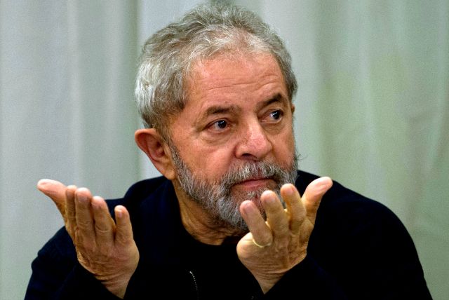 La Policía pide al juez interrogar a Lula por el caso Petrobras