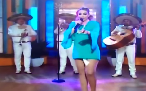 ¡Oh, oh! Patty Navidad tiró la toalla pero… sanitaria (Video)