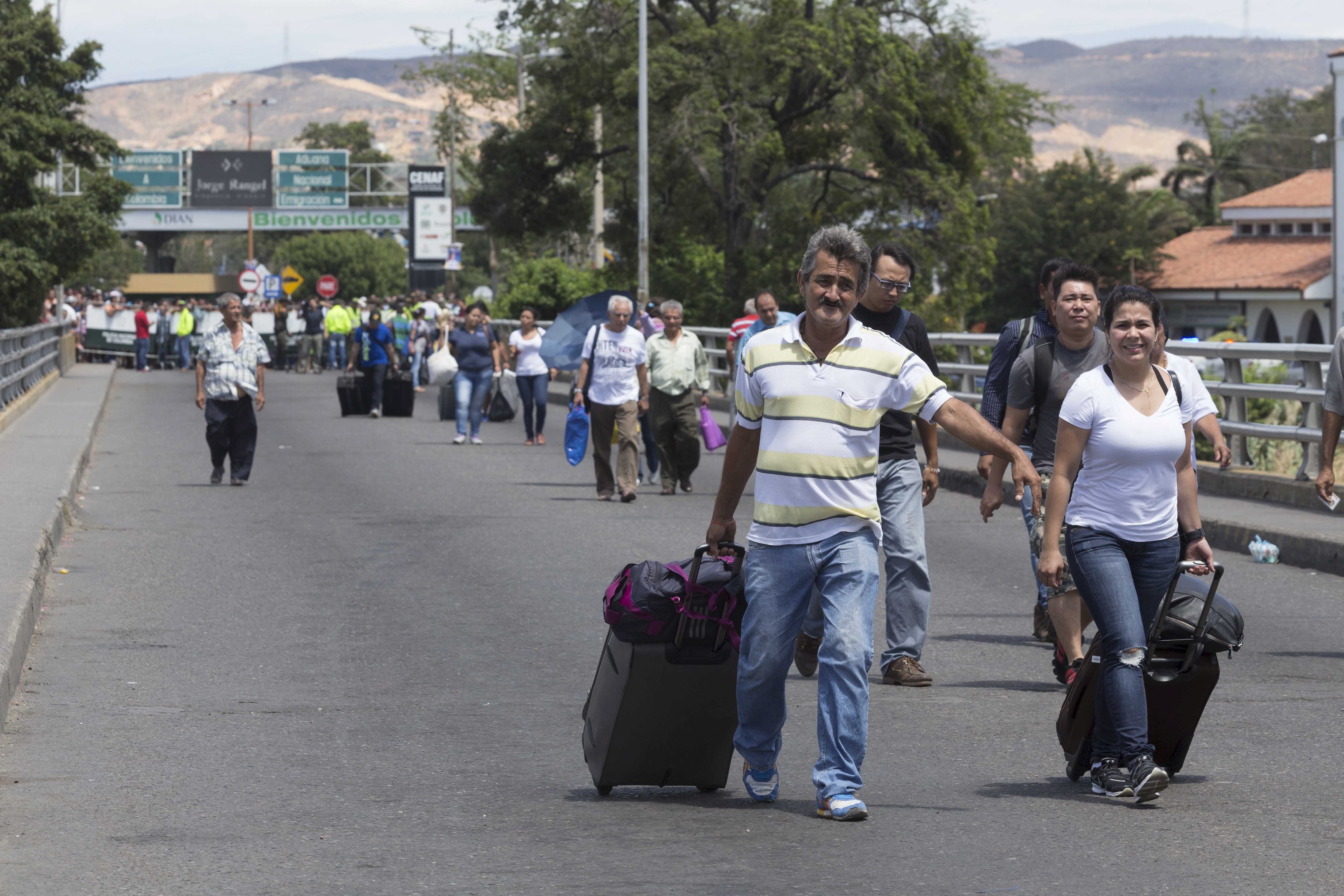 Crónica del cierre de la frontera colombo-venezolana