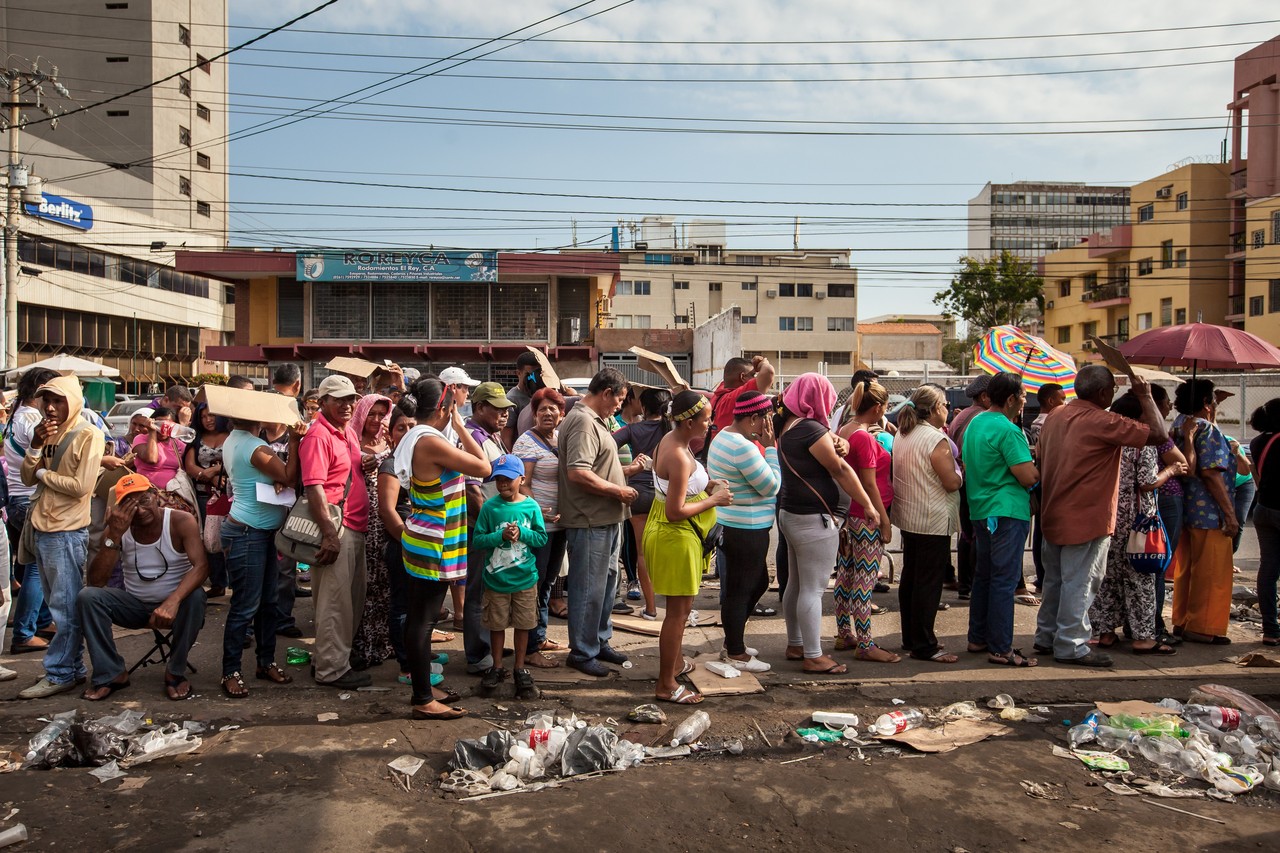 ¿Colas sabrosas Jacqueline? Venezuela quiere cambio (Video)