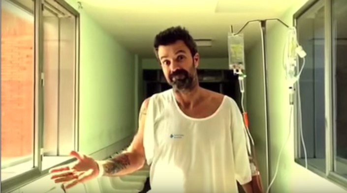 Vocalista de Jarabe de Palo anuncia que tiene cáncer y cancela su gira (+ Video)