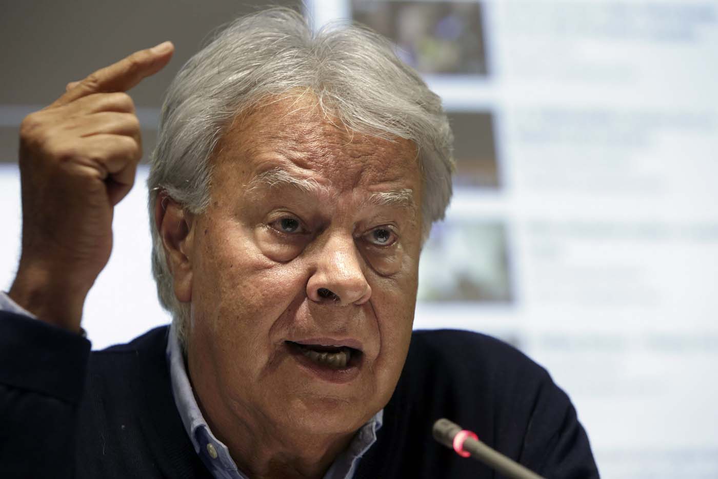 Felipe González sugiere que gobierno de Maduro podría suspender elecciones del 6D