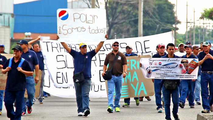 Falta de materia prima paralizó labor de mil trabajadores de Polar