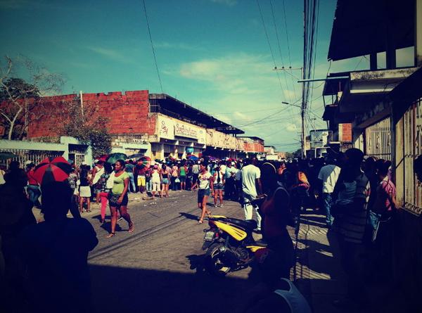 Tiros al aire impidieron saqueo a gandola de arroz en Mamporal (Foto)