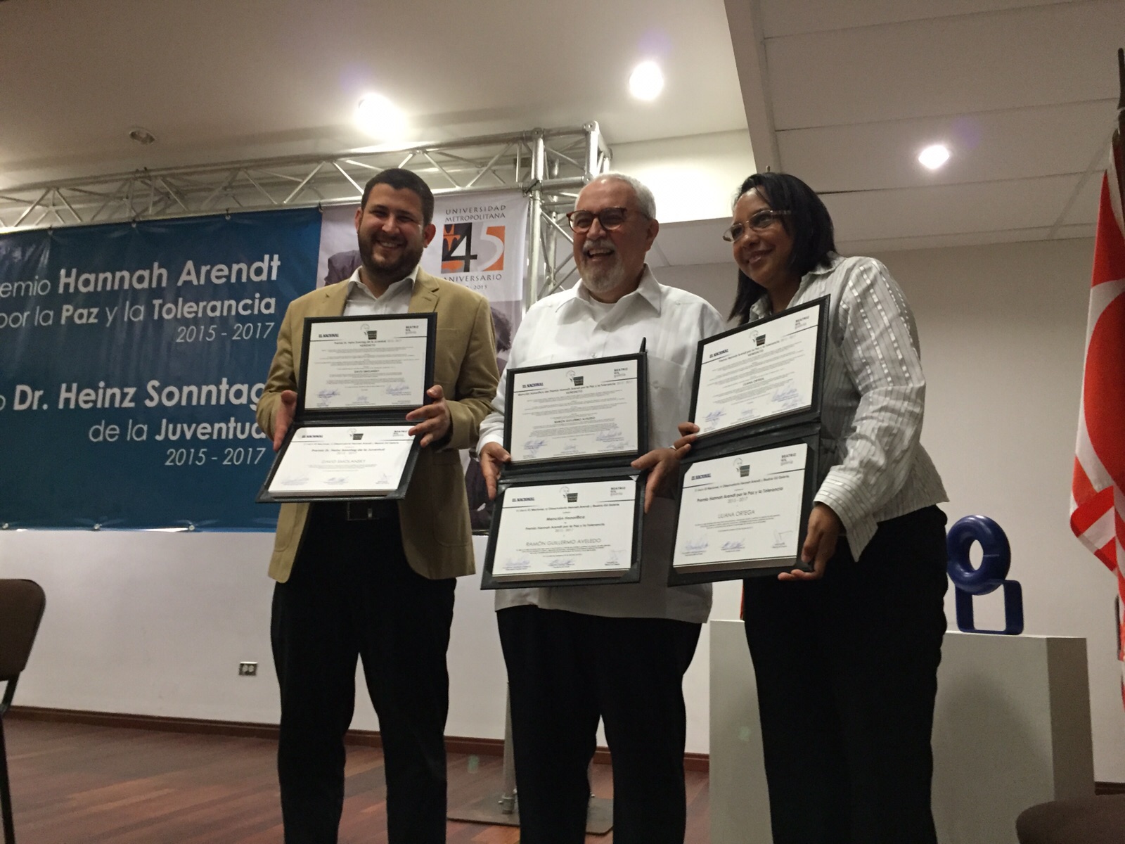 Observatorio Hannah Arendt otorga premio Heinz Sonntag de la Juventud 2015-2017 a David Smolansky