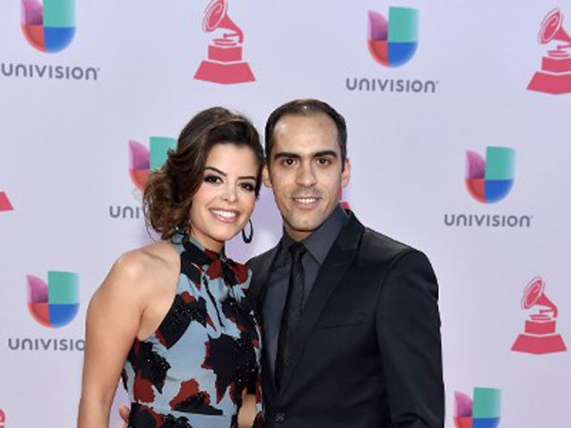 Mientras espera su contrato con Lotus… Maldonado se fue a los Latin Grammy (FOTOS)