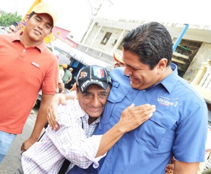 Lester Toledo: Con cadenas no se ganan elecciones